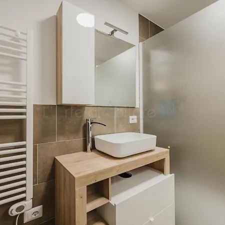 Wave Island Rus E9 Apartment *